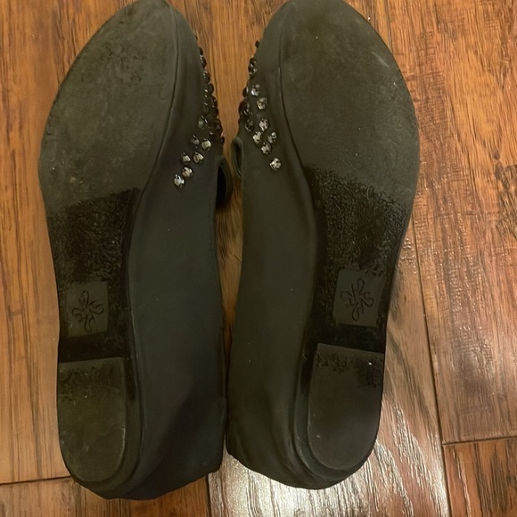 Simply vera Wang flats with embellished jewels size 8.  great condition. - Picture 3 of 3